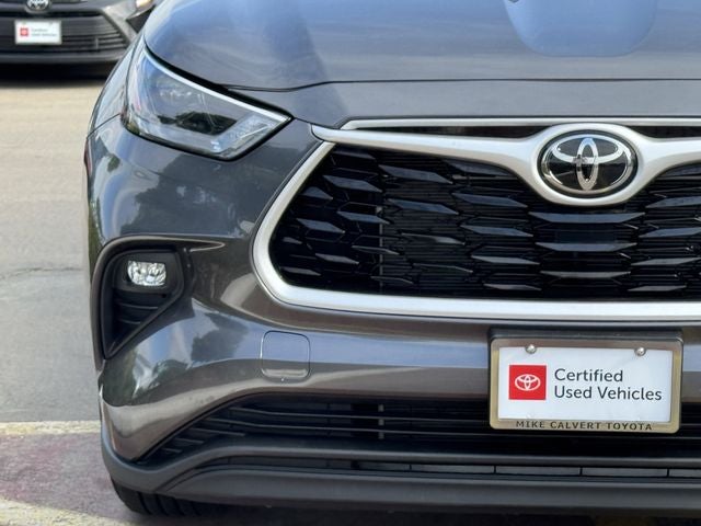 2025 Toyota HIGHLANDER LE