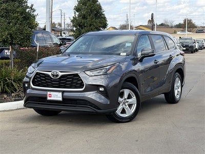 2024 Toyota HIGHLANDER LE