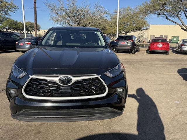 2024 Toyota HIGHLANDER LE