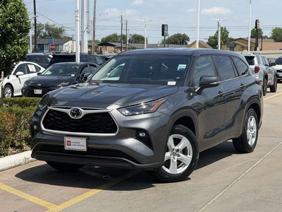 2025 Toyota HIGHLANDER LE