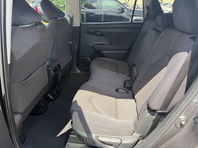 2025 Toyota HIGHLANDER LE