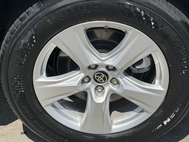 2025 Toyota HIGHLANDER LE