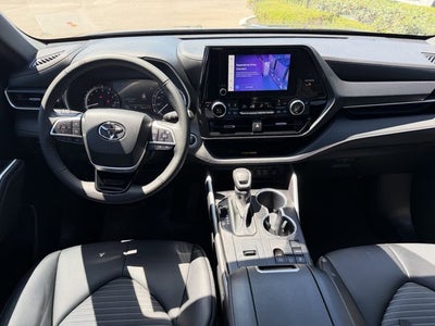 2024 Toyota HIGHLANDER XSE