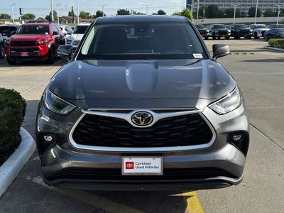 2025 Toyota Highlander LE