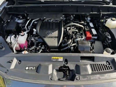 2025 Toyota Highlander LE
