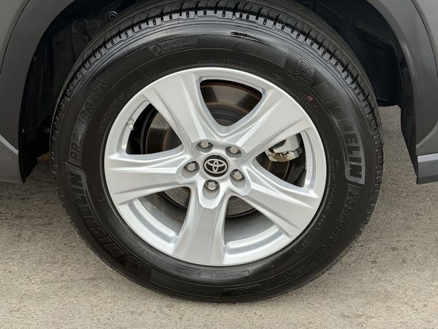 2025 Toyota HIGHLANDER LE