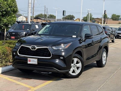 2024 Toyota HIGHLANDER LE