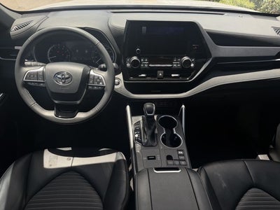 2024 Toyota Highlander XSE