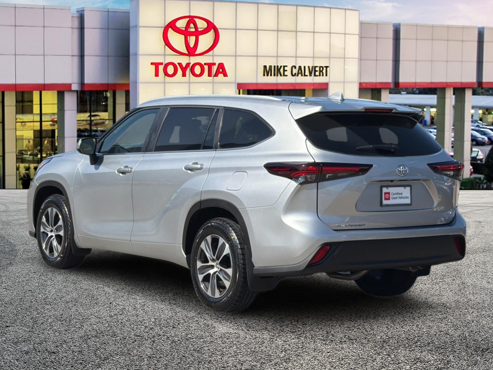 2024 Toyota Highlander XLE
