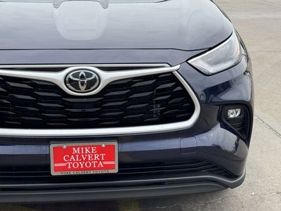 2025 Toyota HIGHLANDER LE