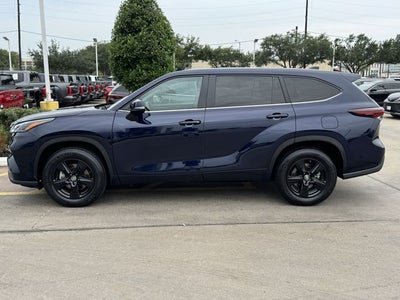 2025 Toyota HIGHLANDER LE