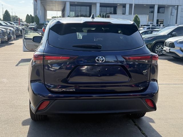 2025 Toyota HIGHLANDER LE