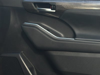 2025 Toyota Highlander Limited