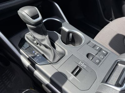 2025 Toyota HIGHLANDER LE