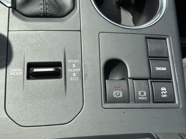 2025 Toyota HIGHLANDER LE