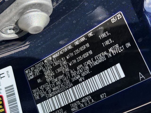 2025 Toyota HIGHLANDER LE