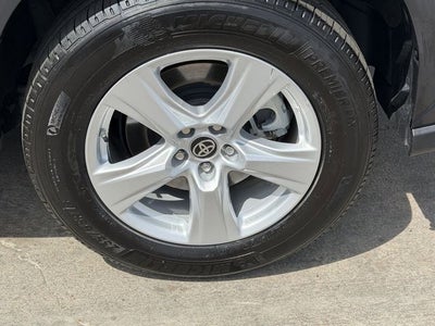 2025 Toyota HIGHLANDER LE