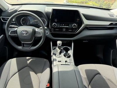 2025 Toyota HIGHLANDER LE