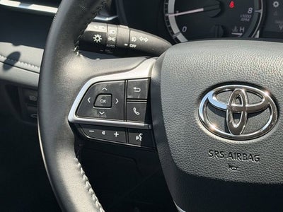 2025 Toyota Highlander LE