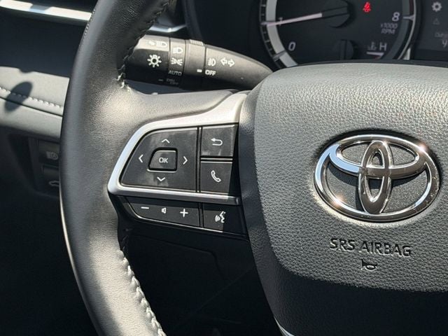 2025 Toyota Highlander LE