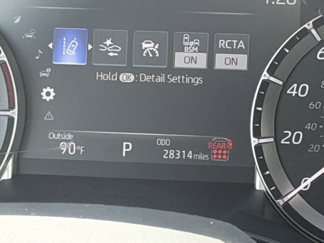 2025 Toyota Highlander LE