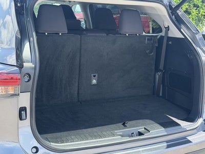 2025 Toyota Highlander LE