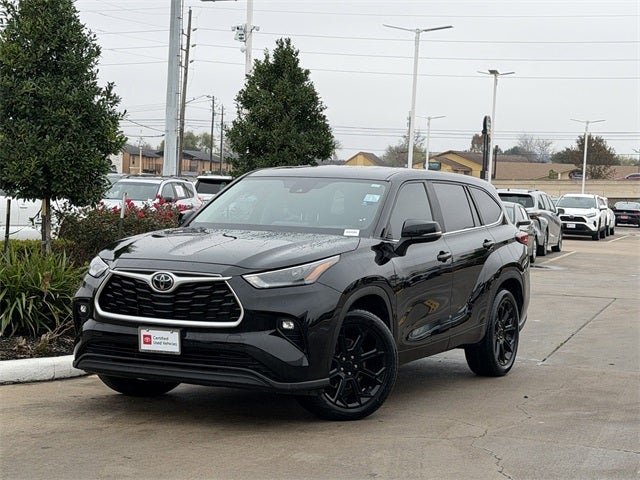 2023 Toyota HIGHLANDER LE