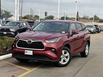 2024 Toyota HIGHLANDER LE