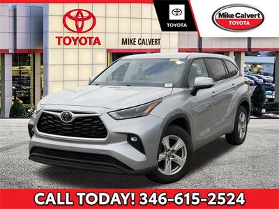 2025 Toyota HIGHLANDER LE