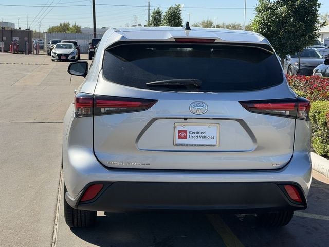 2025 Toyota HIGHLANDER LE