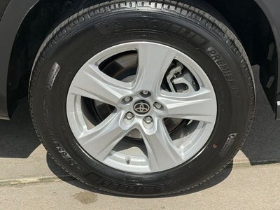 2025 Toyota Highlander LE