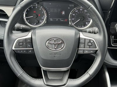 2025 Toyota Highlander LE