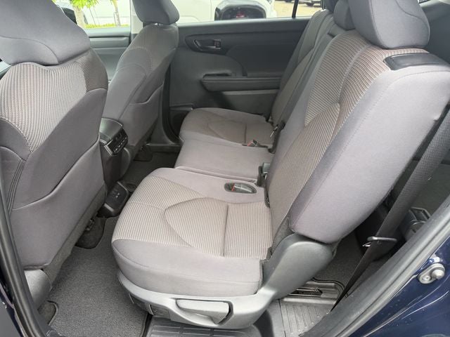 2025 Toyota Highlander LE