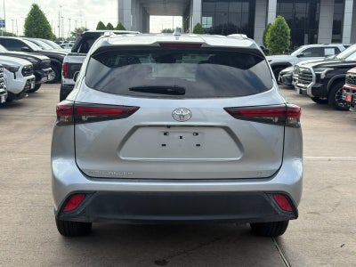 2025 Toyota Highlander XLE