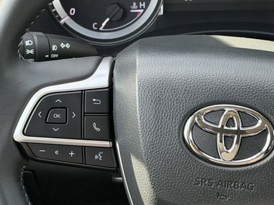 2025 Toyota HIGHLANDER LE