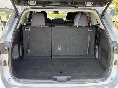 2025 Toyota HIGHLANDER LE