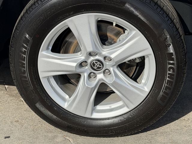 2025 Toyota HIGHLANDER LE