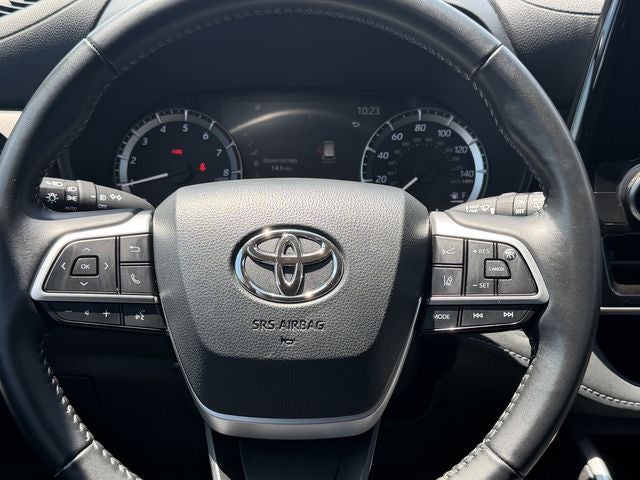2025 Toyota HIGHLANDER LE