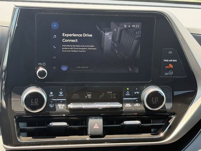 2025 Toyota HIGHLANDER LE