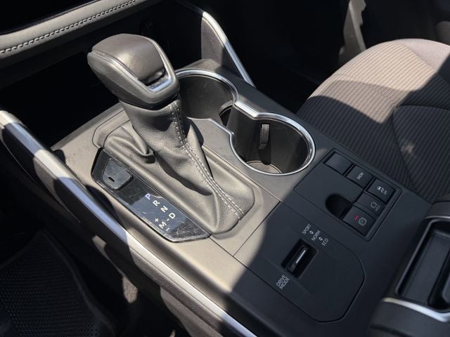 2025 Toyota HIGHLANDER LE