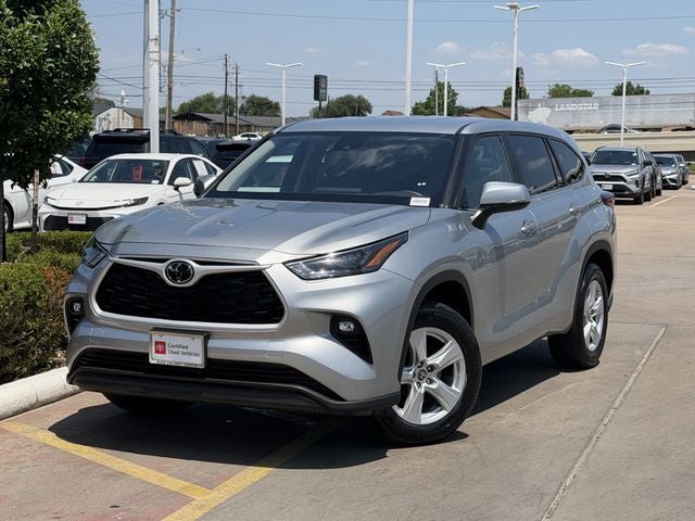 2025 Toyota HIGHLANDER LE