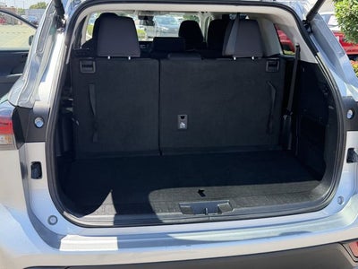 2025 Toyota HIGHLANDER LE