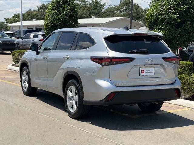 2025 Toyota HIGHLANDER LE