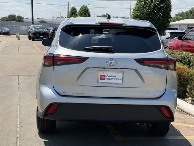2025 Toyota HIGHLANDER LE