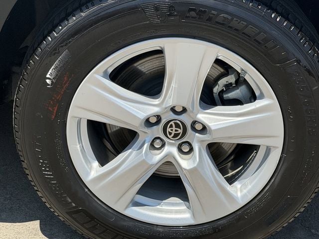 2025 Toyota HIGHLANDER LE