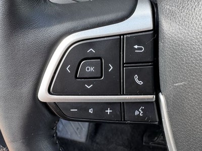 2025 Toyota Highlander LE