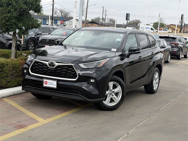 2024 Toyota HIGHLANDER LE