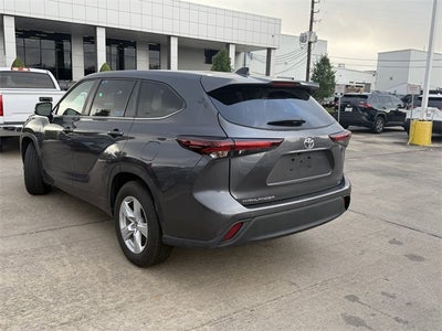 2025 Toyota HIGHLANDER LE