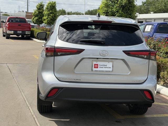 2024 Toyota HIGHLANDER LE