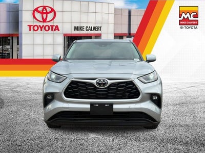 2025 Toyota Highlander LE